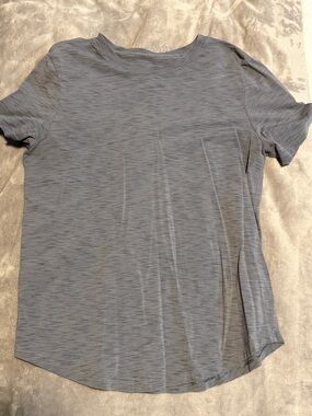 lululemon athletica Women's Short-Sleeve Crew Tee in Heather Gray